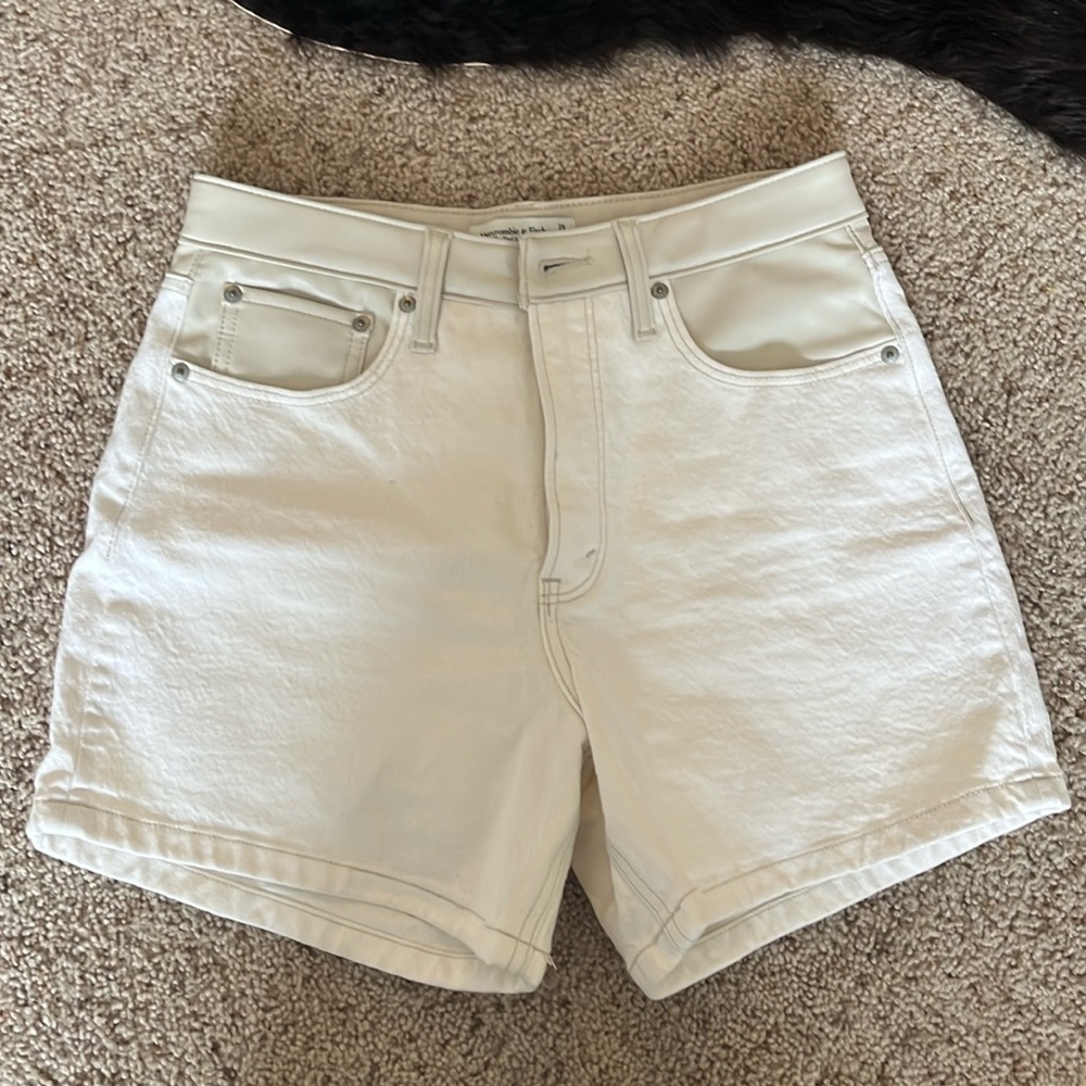 Abercrombie & Fitch shorts